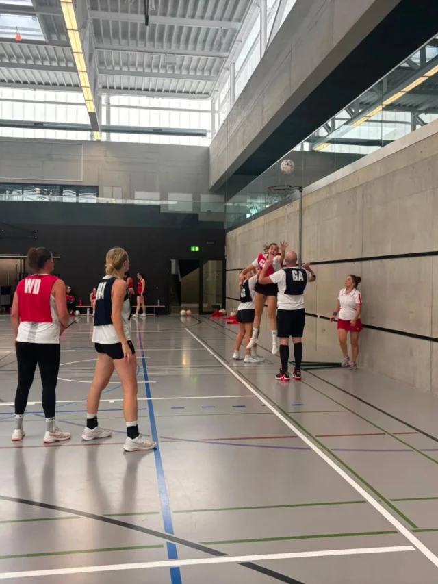 A big weekend in Etoy had our Open National Squad Triallists put through their paces. A lot of strength, determination and grit got this group working hard, as well as working together.

Well done to everyone for putting it all out on the court 🏐✨️🇨🇭